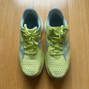 Saucony Women's Endorphin Speed 4